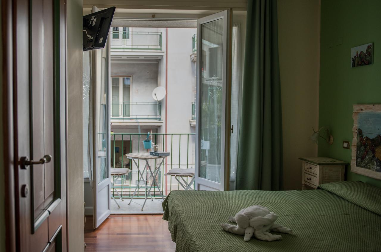 Stupor Mundi Bed And Breakfast Palermo Exterior photo